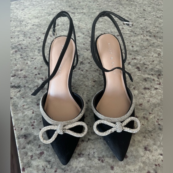 Rhinestone Bow Heels - Picture 1 of 3